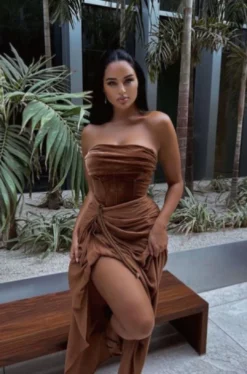 Pecan Noelia Linen Slit Skirt 16 Pecan Noelia Linen Slit Skirt -Trendify Store 3 bb96271f 0fb1 4476 8e61 738761cdf9f6