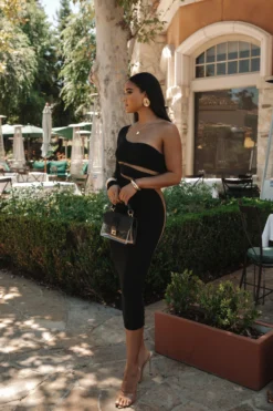 Noir Chase The Night One Shoulder Dress -Trendify Store CONTENTDAY AUG72023 4209 scaled