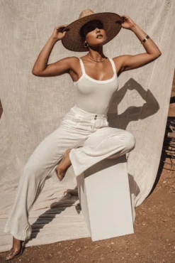 Ivory Akito Ribbed Bodysuit -Trendify Store ESSENTIALS4 61