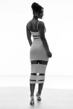 Ivory Alysiha Midi Dress -Trendify Store FORMATIONGRID 11