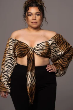 Tiger Behati Front Tie Top -Trendify Store JLUXWOMAN2023 66 scaled