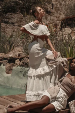 White Sienna Ruffled Skirt Set -Trendify Store LINEN2021 10