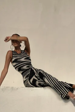 Black Chasing Dawn Maxi Dress 13 Black Chasing Dawn Maxi Dress -Trendify Store LOVEISHERNAME 64