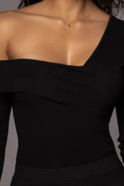 Black Eve Off The Shoulder Top -Trendify Store PRODUCT APR22022 211