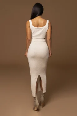 Ivory Rosabel Chenille Maxi Skirt 20 Ivory Rosabel Chenille Maxi Skirt -Trendify Store PRODUCT DEC122022 WINTER 184