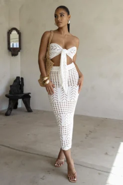 Ivory Caribbean Skies Skirt Set -Trendify Store PRODUCT FEB282023 CROCHET2 200 scaled