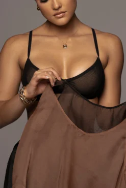 Black Harlyn Reversible Top 17 Black Harlyn Reversible Top -Trendify Store PRODUCT FEB92022 163