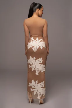 White Edena Embroidered Midi Skirt -Trendify Store PRODUCT JAN52023 VDAY 128