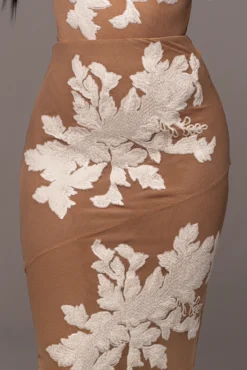 White Edena Embroidered Midi Skirt -Trendify Store PRODUCT JAN52023 VDAY 133