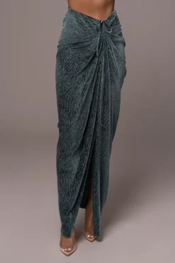 Teal Chosen One Velvet Skirt Set 26 Teal Chosen One Velvet Skirt Set -Trendify Store PRODUCT JAN52023 VDAY 207