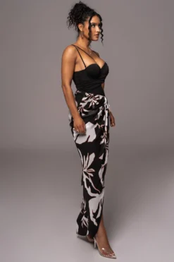 White Floral Endless Oasis Skirt Set -Trendify Store PRODUCT JUL112023 CHIFFON 46 scaled