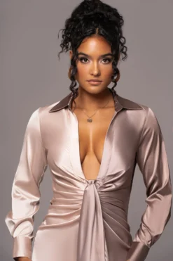 Taupe Color Block Satin Midi Dress 16 Taupe Color Block Satin Midi Dress -Trendify Store PRODUCT JUL112023 NEWARRIVALS 163 scaled