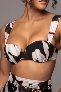 White Floral Printed Love Two-Piece Set -Trendify Store PRODUCT JUL132023 CHIFFON 102 scaled