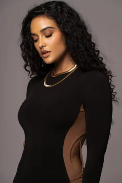 Noir Break Away Maxi Dress 17 Noir Break Away Maxi Dress -Trendify Store PRODUCT JUL192023 AUGDROP1 138 scaled