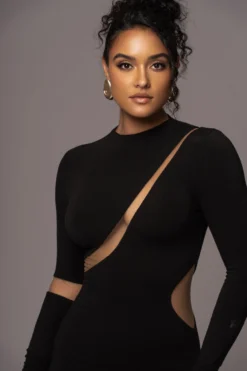 Noir Show Stopper High Neck Dress -Trendify Store PRODUCT JUL262023 AUGDROP12 109 scaled