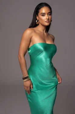 Green Irina Satin Strapless Maxi Dress 14 Green Irina Satin Strapless Maxi Dress -Trendify Store PRODUCT JUL52023 57 scaled