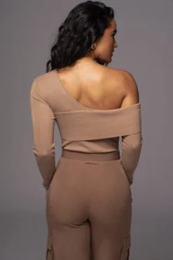 Beige Eve Off The Shoulder Top 12 Beige Eve Off The Shoulder Top -Trendify Store PRODUCT JUN82023 ASAP 4 scaled