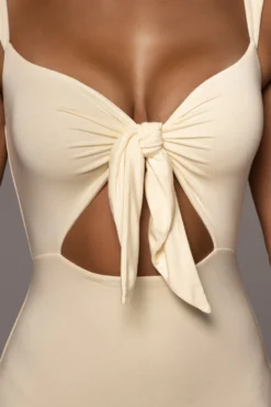 Buttercream Unica Front Tie Dress 8 Buttercream Unica Front Tie Dress -Trendify Store PRODUCT JUNE14 SUMMER2 23