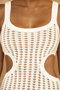 White Melrose Cutout Midi Dress 37 White Melrose Cutout Midi Dress -Trendify Store PRODUCT JUNE272023 CROCHET 182 scaled
