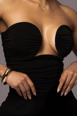 Black Norma Cutout Corset -Trendify Store PRODUCT JUNE72023 JUNEDROP1 48 scaled