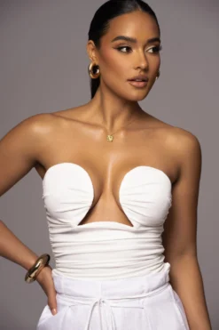 White Norma Cutout Corset 12 White Norma Cutout Corset -Trendify Store PRODUCT JUNE72023 JUNEDROP1 55 scaled