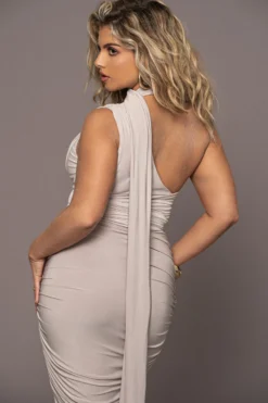 Seashell Edge Of Romance Midi Dress 33 Seashell Edge Of Romance Midi Dress -Trendify Store PRODUCT MAR132023 110 scaled