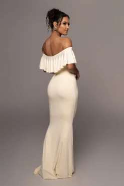 Buttercream Estelle Ruffled Maxi Dress -Trendify Store PRODUCT MAR142022 171