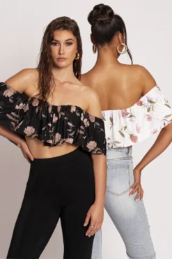 Black Floral Garden Party Crop Top -Trendify Store PRODUCT MAR202023 30 scaled