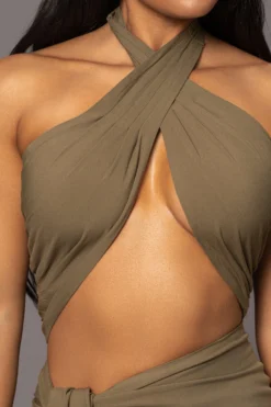 Olive Sahara Dress 21 Olive Sahara Dress -Trendify Store PRODUCT MAR82023 16 scaled