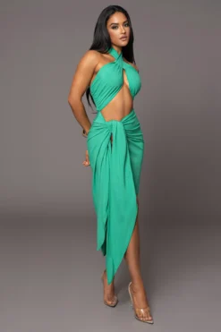 Green Sahara Dress 22 Green Sahara Dress -Trendify Store PRODUCT MAR82023 26 scaled