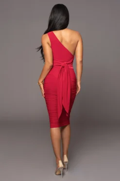 Ruby Edge Of Romance Midi Dress 33 Ruby Edge Of Romance Midi Dress -Trendify Store PRODUCT MAR82023 80 scaled