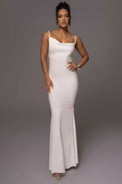 White Adventure Awaits Linen Maxi Dress 14 White Adventure Awaits Linen Maxi Dress -Trendify Store PRODUCT MAY232023 JUNEDROP1 10 scaled