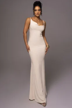 Natural Adventure Awaits Linen Maxi Dress -Trendify Store PRODUCT MAY232023 JUNEDROP1 136 scaled