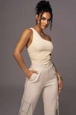 Ivory Rebel One Shoulder Top -Trendify Store PRODUCT MAY232023 JUNEDROP1 49 da1e60f4 b15a 4411 bcda 26fed635303c scaled