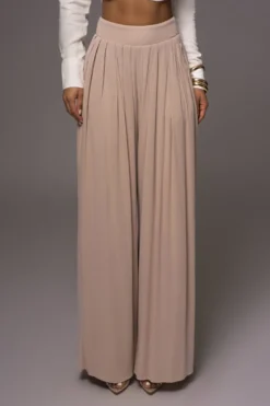 Beige After Sunset Pleated Pants -Trendify Store PRODUCT MAY232023 JUNEDROP1 82 scaled