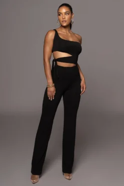 Black Pull Me Closer Bodysuit -Trendify Store PRODUCT OCT32022 PART2 36