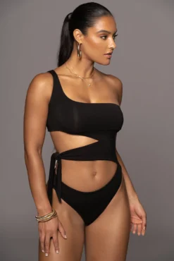 Black Pull Me Closer Bodysuit -Trendify Store PRODUCT OCT32022 PART2 47