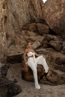 Off White Arya Two Piece Set -Trendify Store SUMMER5 PART1 26